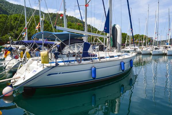Photo #1 - Bavaria 42 (Jimminy Grille) in Ece Saray Marina Resort - 42241