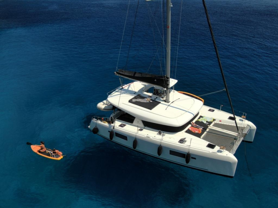 Photo #1 - Lagoon 42 - 4 + 1 cab. (Alize) in Lefkas, D-Marin - 42268