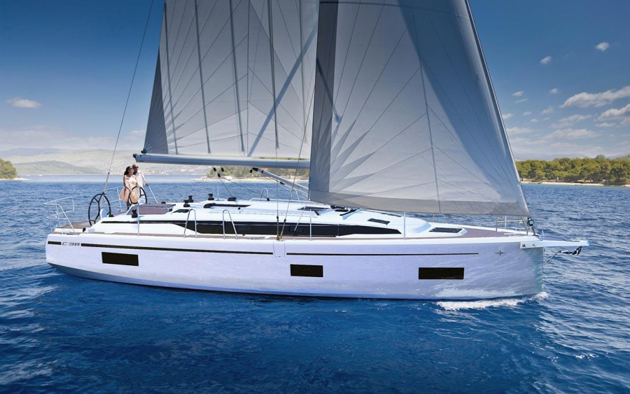Photo #1 - Bavaria C38 (Velika Luka) in ACI Marina - 42281