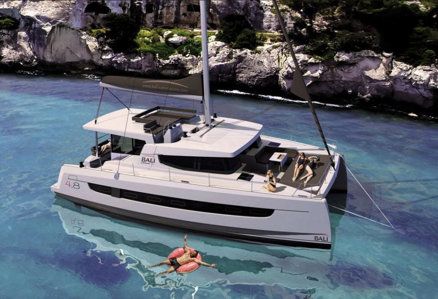 Photo #1 - Bali 4.8 - 5 cab. (Yepa_DB) in Conch Inn Marina - 42391