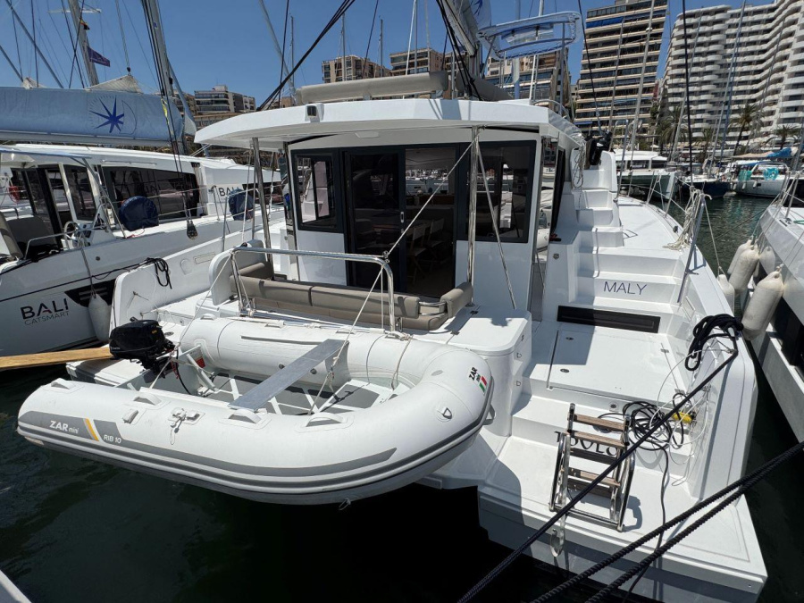 Photo #1 - Bali 4.2 - 4 + 1 cab. (Maly - 1815/2025) in de Mallorca, Marina Naviera Balear - 42704
