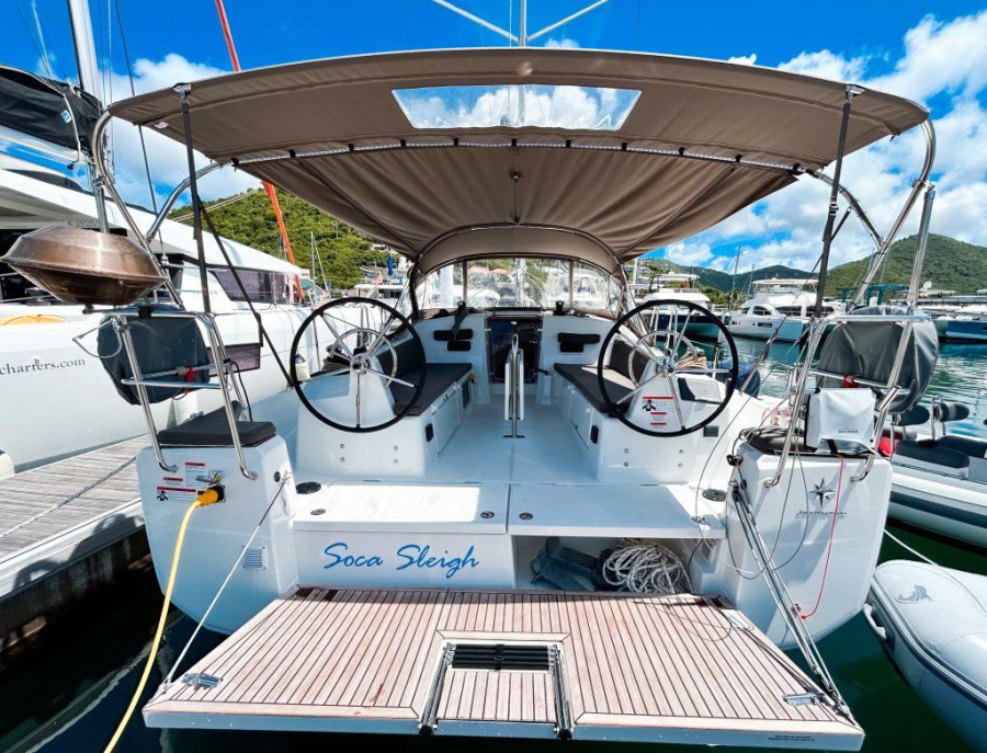 Photo #1 - Sun Odyssey 380 - 2 cab. (Soca Sleigh) in Resort & Marina - 42770