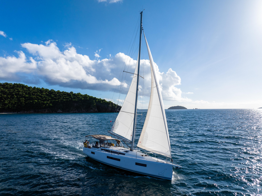 Photo #1 - Sun Odyssey 440 - 3 cab. (Air Guitar) in Resort & Marina - 42776