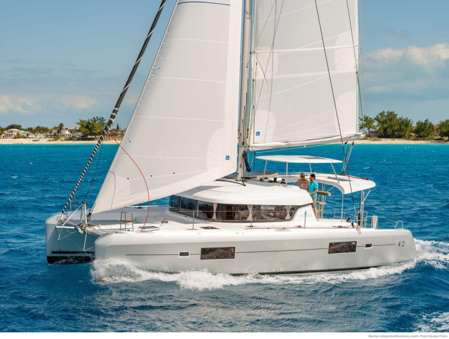 Photo #1 - Lagoon 42 OW - 3 + 1 cab. (Wanderlust) in Resort & Marina - 42799