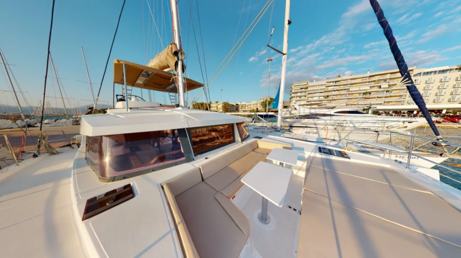 Photo #1 - Bali 4.1 - 4 + 1 cab. (Efi) in Lefkas, D-Marin - 42822