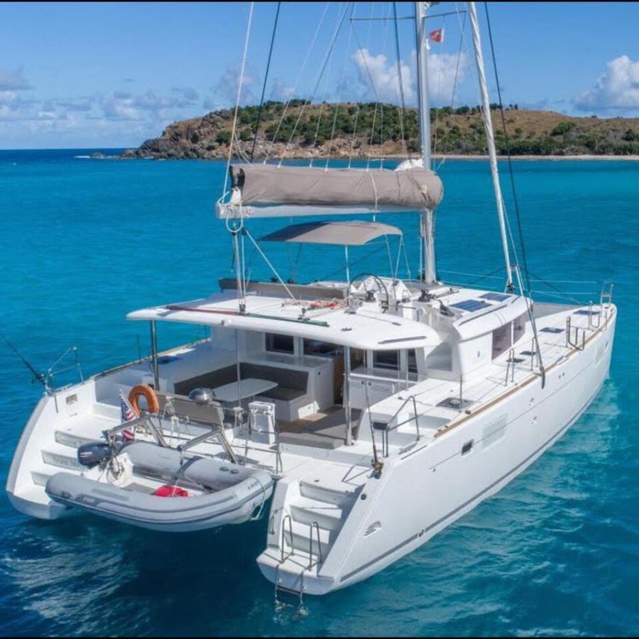 Photo #1 - Lagoon 450 - 3 cab. (Bumbu) in Guadeloupe, La Marina - 42920