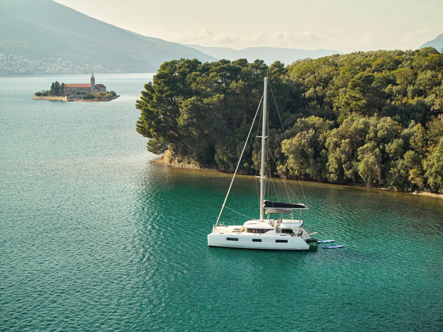Photo #1 - Lagoon 46 - 4 + 2 cab. (Naya) in ACI Marina Slano - 43042