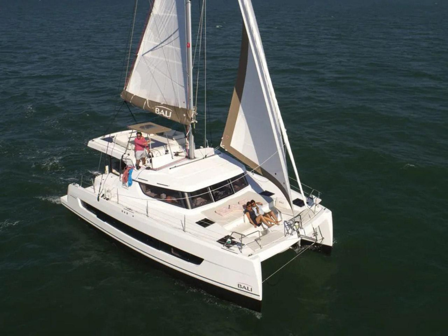Photo #1 - Bali Catspace (Hasta La Vista) in Marina Mandalina - 43051