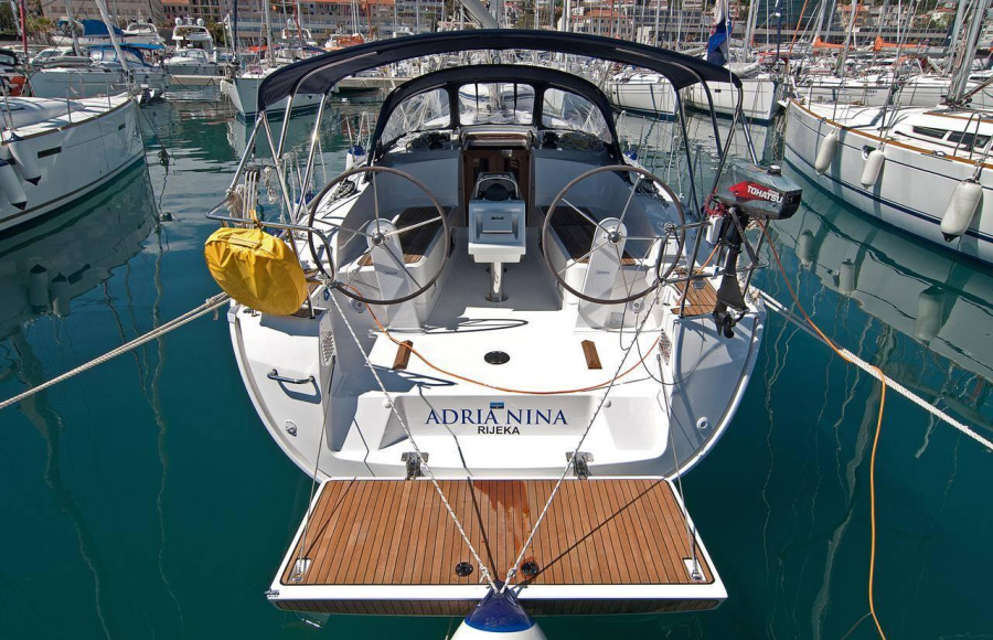 Photo #1 - Bavaria Cruiser 37 - 3 cab. (Adria Nina) in ACI Marina - 43122