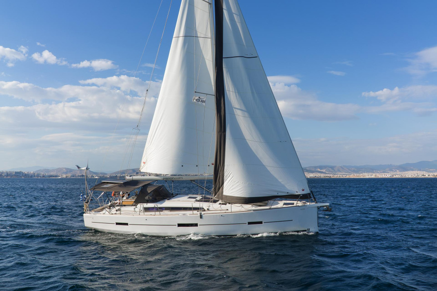 Photo #1 - Dufour 460 GL (Carpe Diem) en Lefkas, D-Marin - 43182