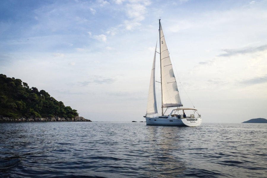 Photo #1 - Oceanis 45 - 4 cab. (Soul) en Porto Montenegro - 43223