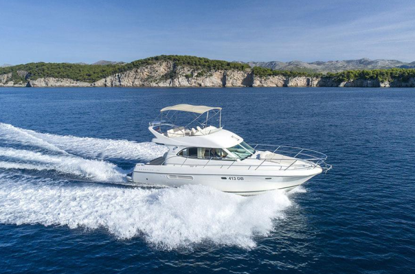 Photo #1 - Prestige 36 (NN) en ACI Marina - 43415