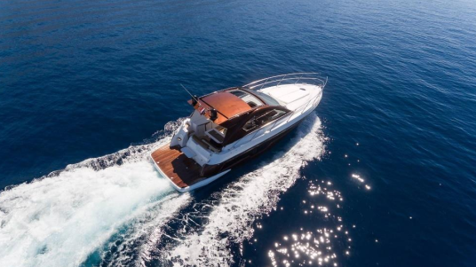 Photo #1 - Pearlsea 40 HT/Coupe (NN) in Marina - 43416