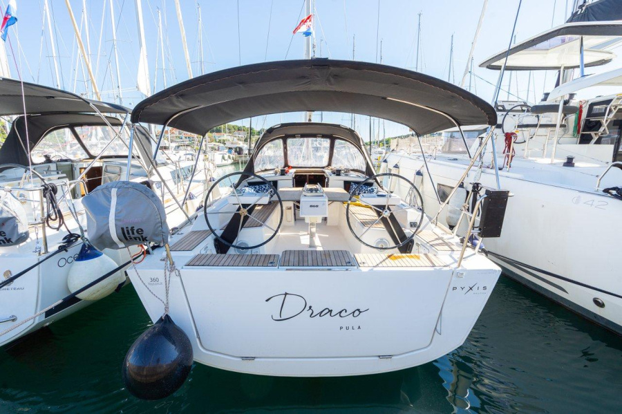Photo #1 - Dufour 360 GL - 3 cab. (Draco) in Marina Tehnomont Veruda - 43487