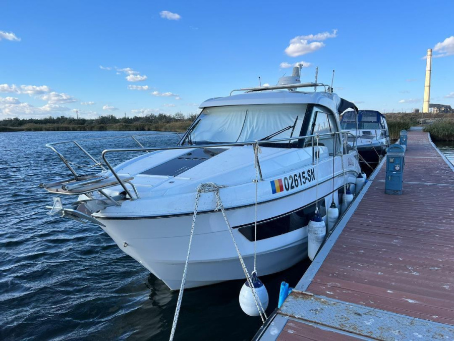 Photo #1 - Antares 9 (Bella Vista) in Marina Polesana - 43549