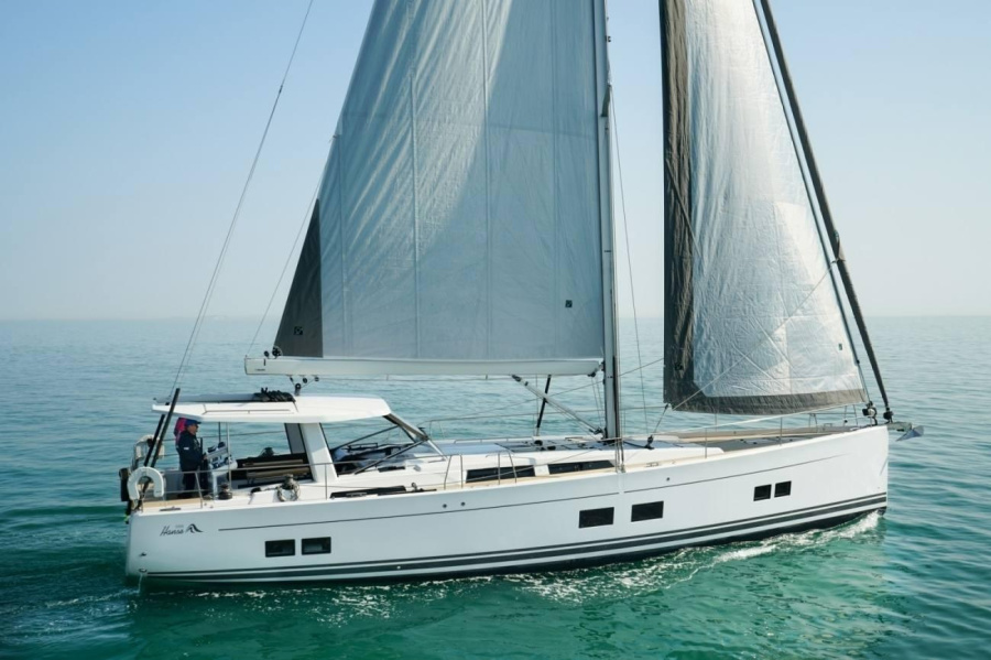 Photo #1 - Hanse 588 - 3 + 1 cab. (Eclipse) en Athens, Zea Marina - 43565