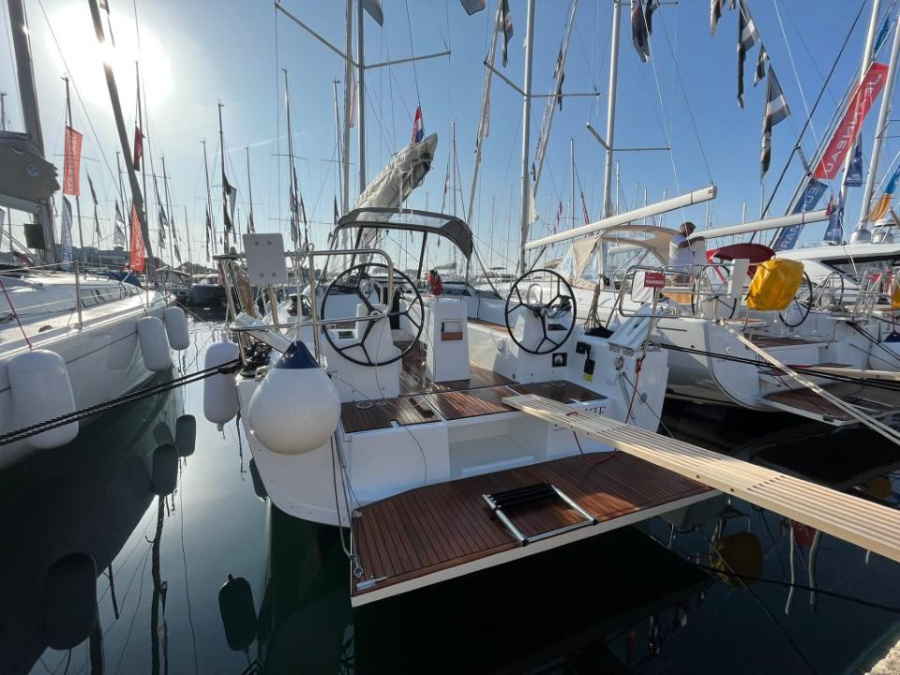 Photo #1 - Oceanis 34.1 - 3 cab. (Rookie) en ACI Marina - 43588