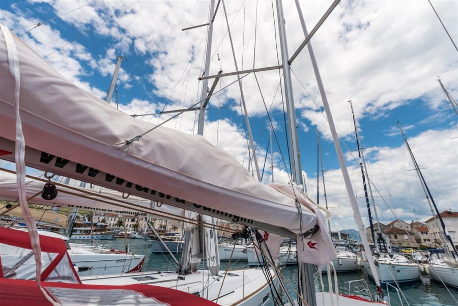 Photo #1 - Oceanis 35.1 (Lampuga) in ACI Marina - 43593