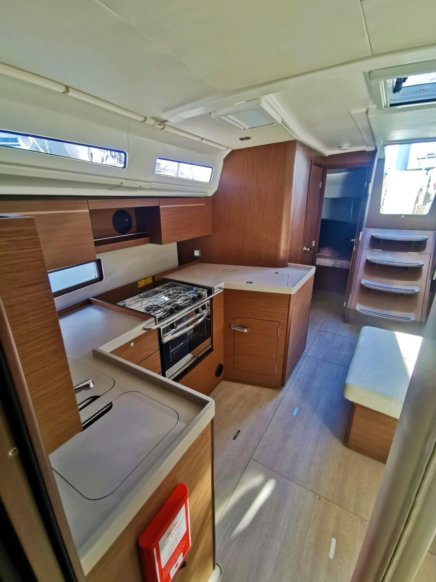 Photo #1 - Oceanis 40.1 (Dory) in Pula, ACI Marina - 43608