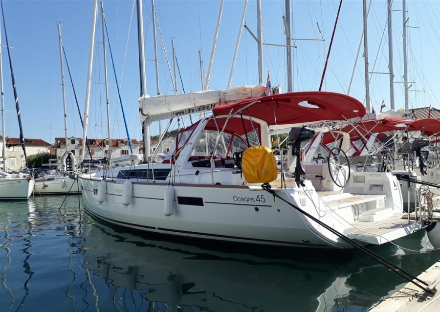 Photo #1 - Oceanis 45 - 4 cab. (Parija II) en ACI Marina - 43617
