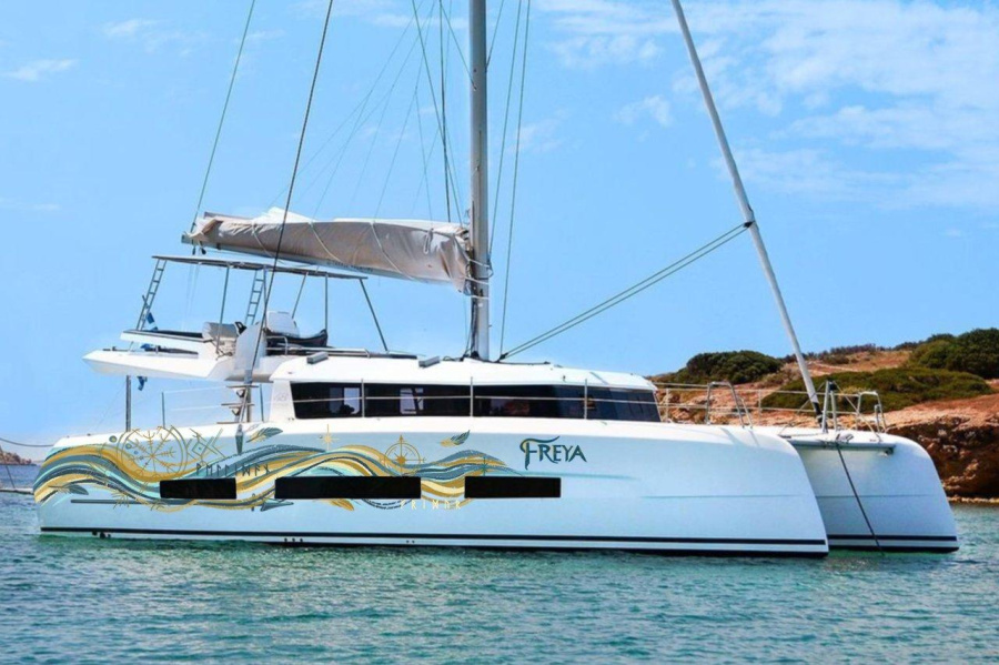 Photo #1 - Dufour 48 Catamaran - 5 + 1 cab. (Freya) en Marina - 43637