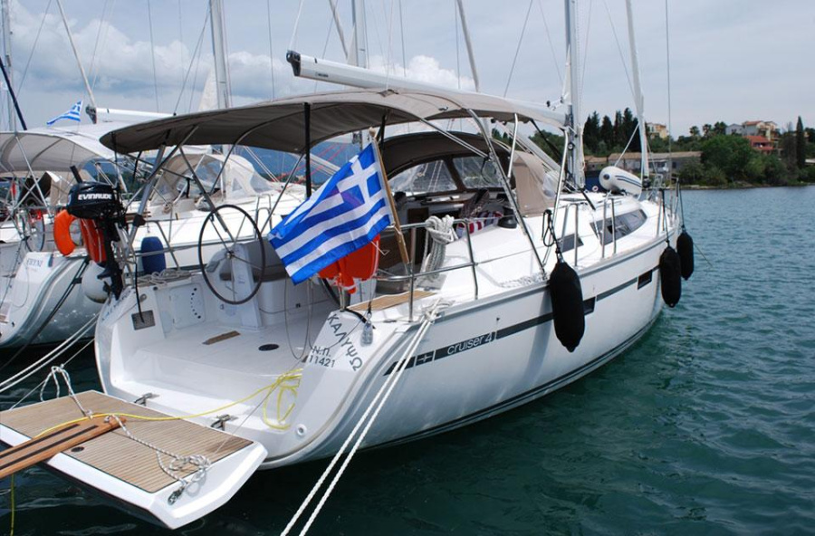 Photo #1 - Bavaria Cruiser 41 - 3 cab. (Kalypso) en Corfu, Gouvia Marina - 61204