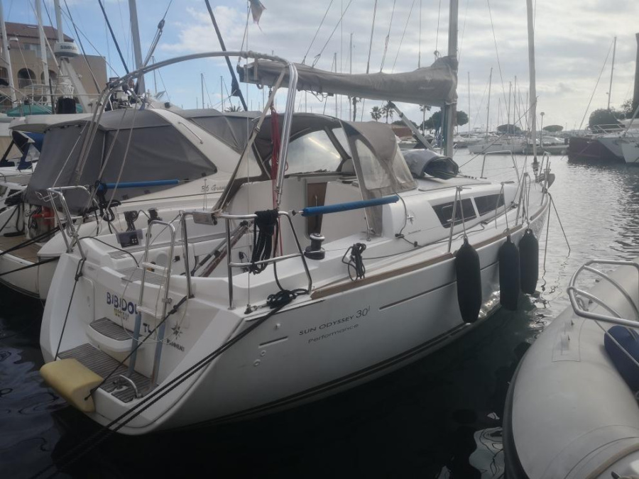Photo #1 - Sun Odyssey 30i (Bibidou) in Darse Vieille - 61412