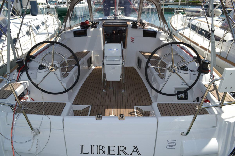 Photo #1 - Sun Odyssey 439 (Libera) in D-Marin Dalmacija Marina - 43854
