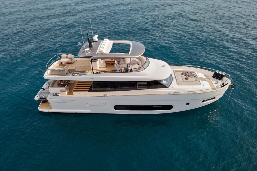 Photo #1 - Azimut Magellano 66 (Princess M) en Marina Lav - - 61344
