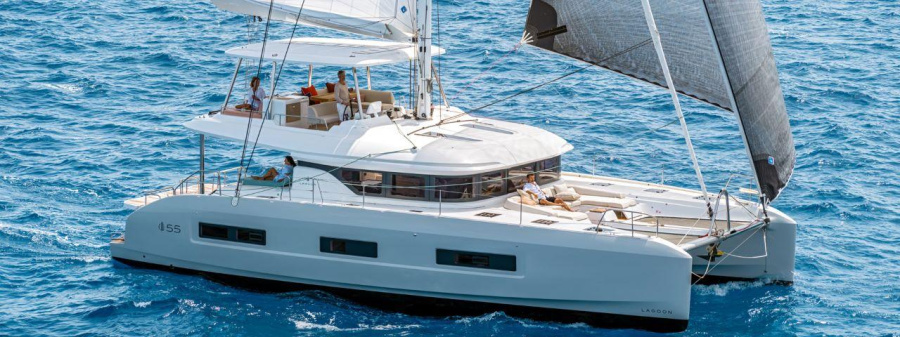 Photo #1 - Lagoon 55 - 4 + 2 cab. (IRIS) in de Mallorca, Marina Naviera Balear - 62046