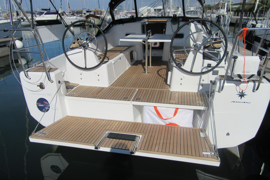 Photo #1 - Sun Odyssey 380 (Euforica) en Marina di Toscana - 61657