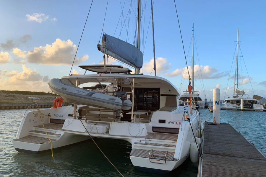 Photo #1 - Lagoon 42 - 3 + 1 cab. (Moana) en Resort & Marina - 44075