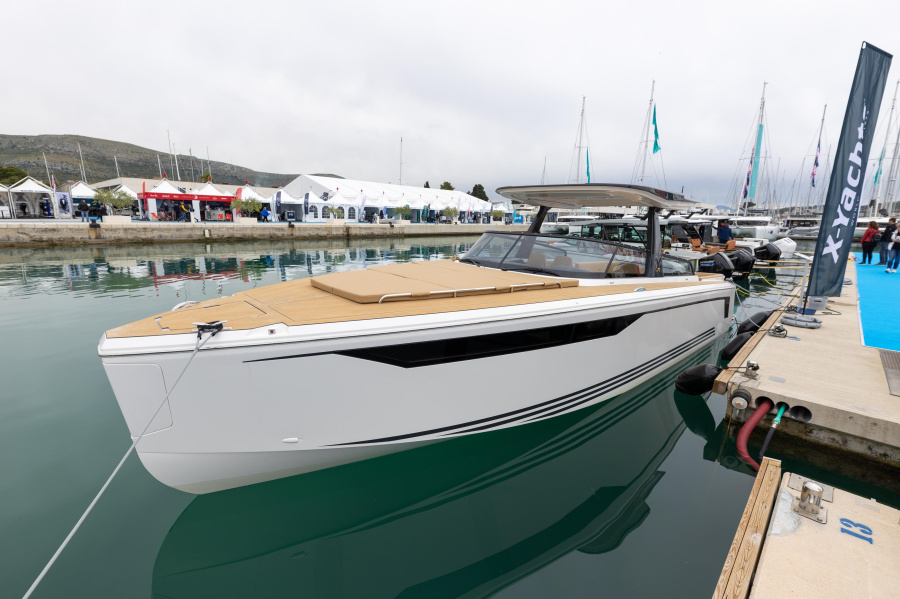 Photo #1 - X-Power 33C (X Power) in ACI Marina - 63193
