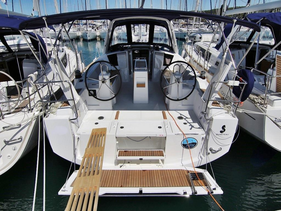 Photo #1 - Oceanis 38.1 (Ariela) en D-Marin Dalmacija Marina - 44158