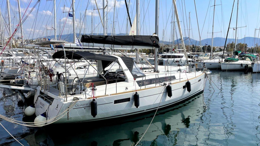 Photo #1 - Oceanis 41 (Bolero) in Alimos marina - 44168