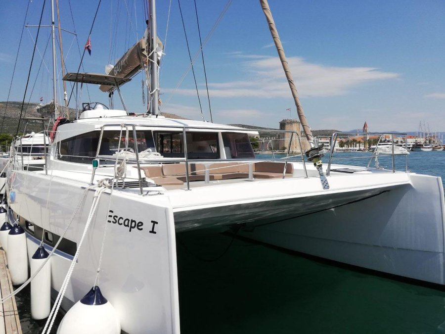 Photo #1 - Bali 4.1 - 4 cab. (Escape I) in Marina (ex.SCT) - 44448
