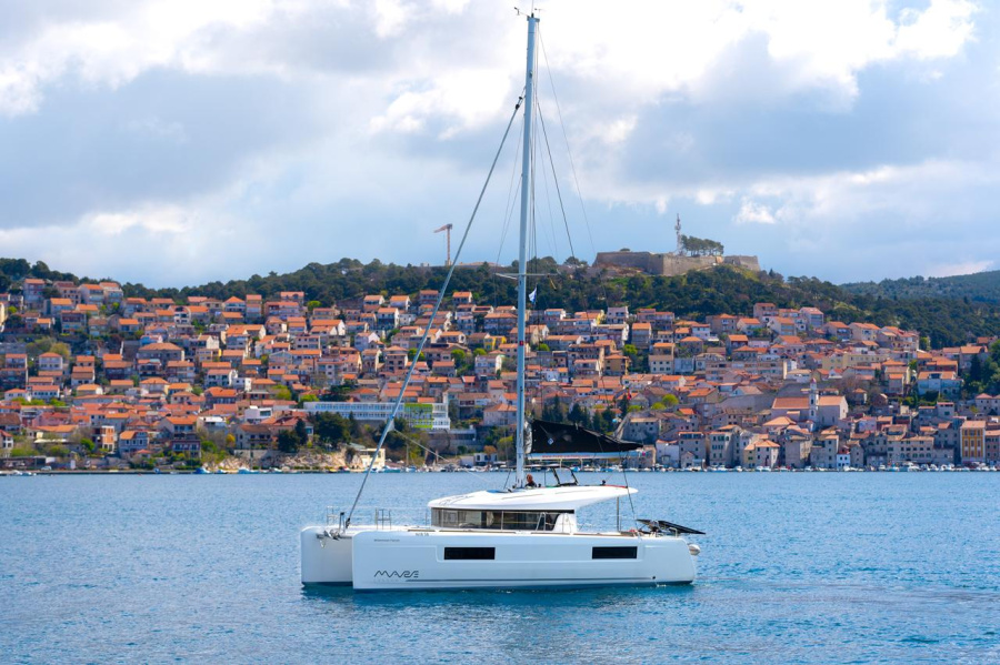 Photo #1 - Lagoon 40 - 3 + 2 cab (Millennium Falcon) in Marina Mandalina - 44551