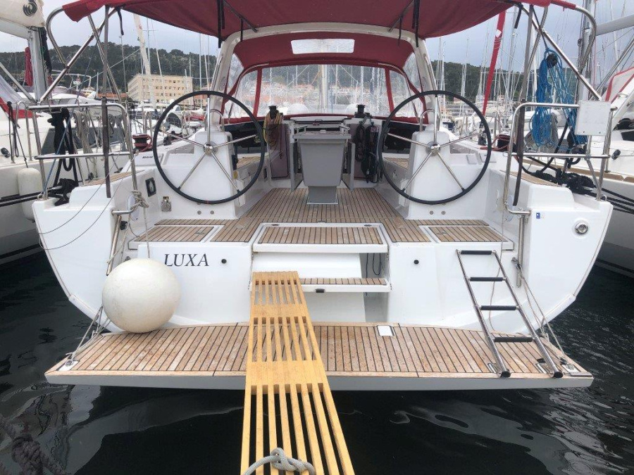 Photo #1 - Oceanis 41.1 (Luxa) in ACI Marina - 44610