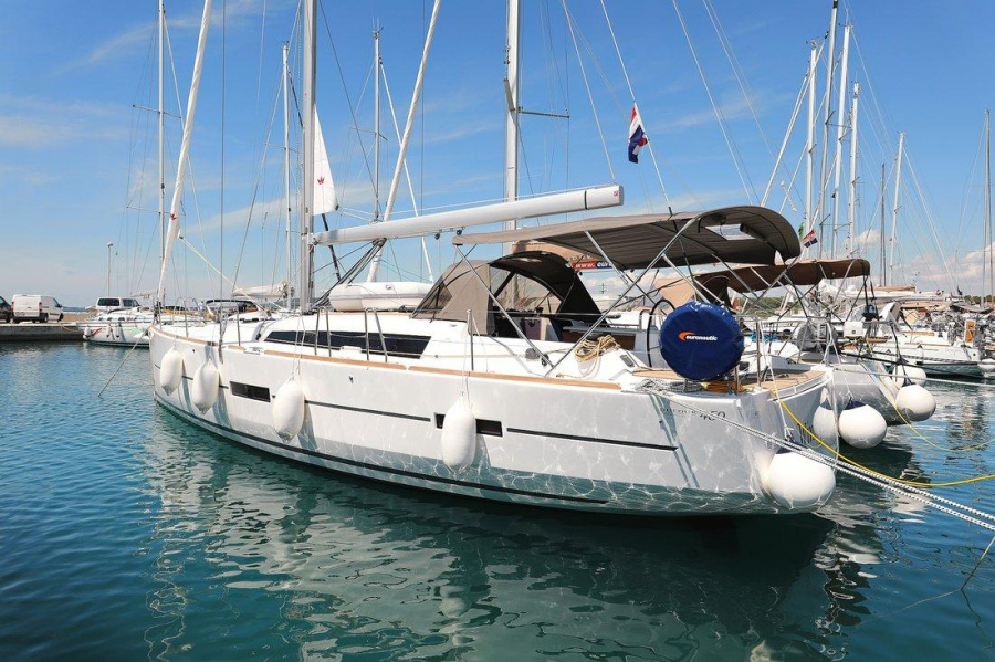Photo #1 - Dufour 460 GL - 5 cab. (SunnyLife) in Marina Kornati - 44635