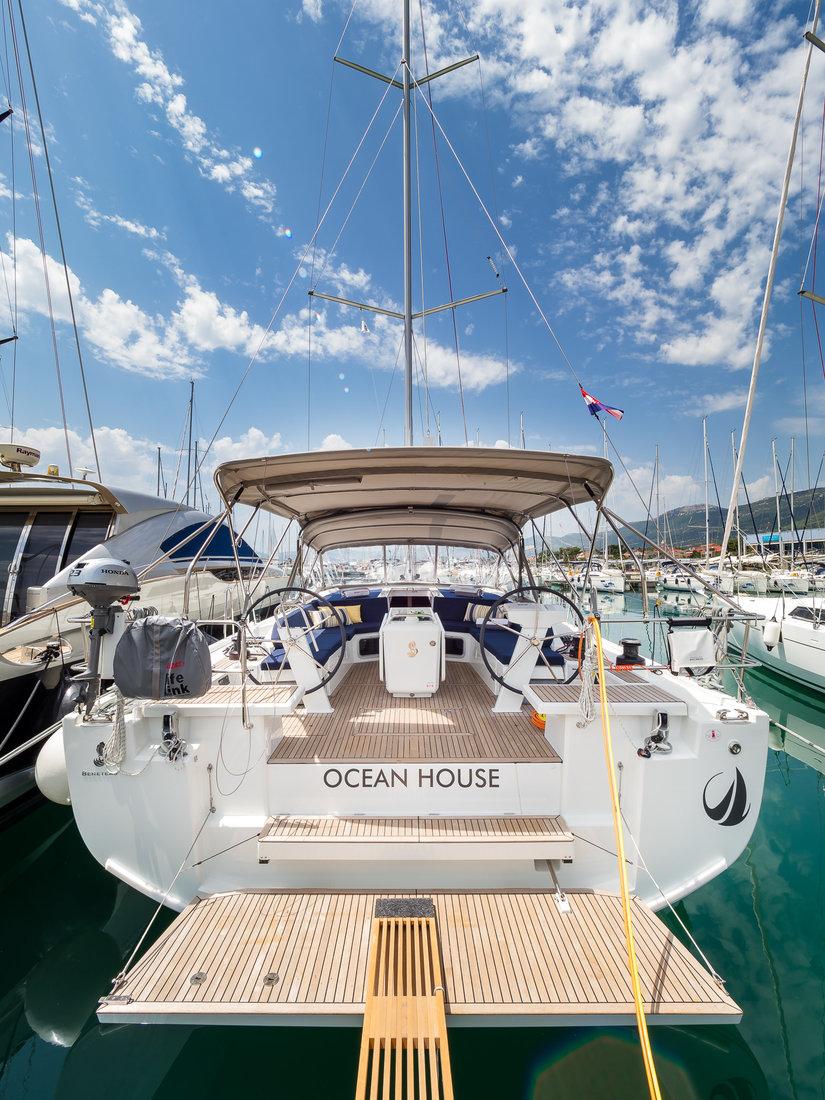 Photo #1 - Oceanis 51.1 - 5 + 1 cab. (Ocean House) in Marina - 44658