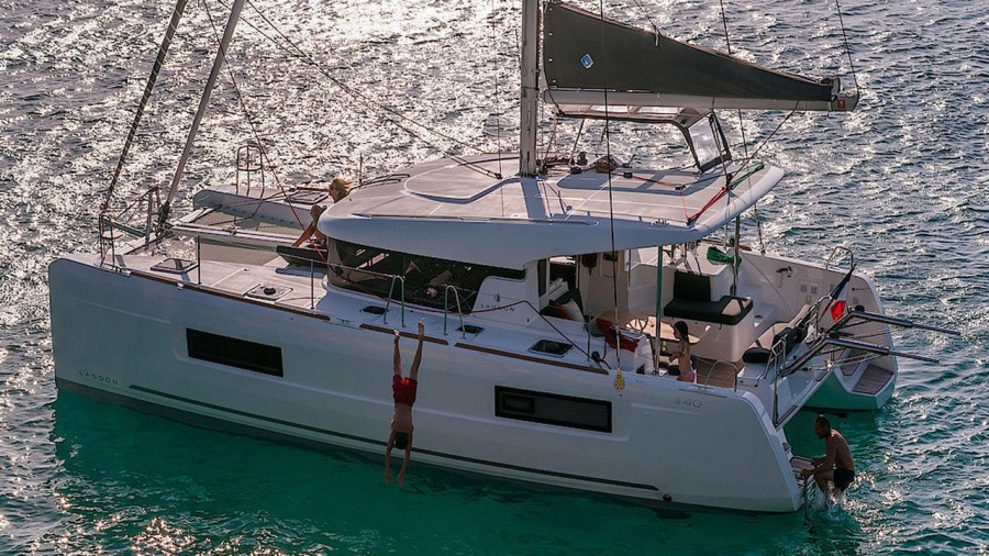 Photo #1 - Lagoon 40 - 4 + 1 cab. (Sunrise) en Mallorca, Can Pastilla - 44669