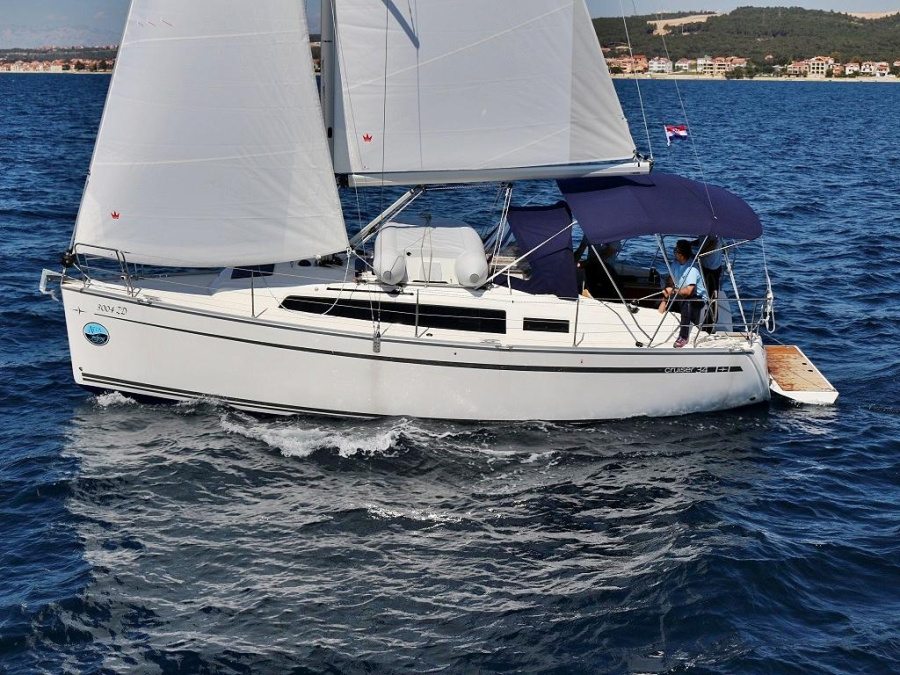 Photo #1 - Bavaria Cruiser 34 (Lucy) in D-Marin Dalmacija Marina - 44675