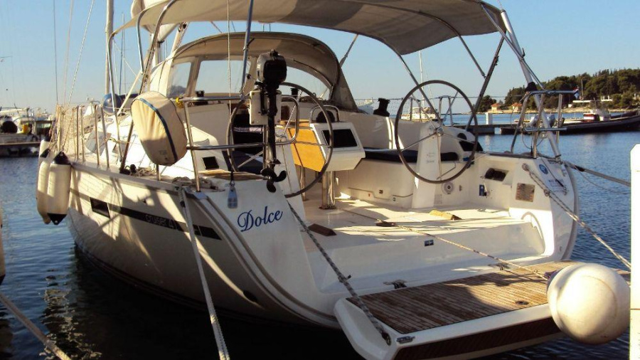 Photo #1 - Bavaria Cruiser 41 - 3 cab. (Dolce) in Marina Tehnomont Veruda - 44775