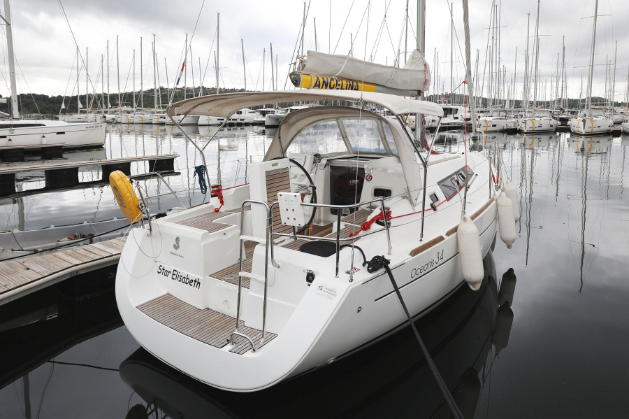 Star Elisabeth - 2