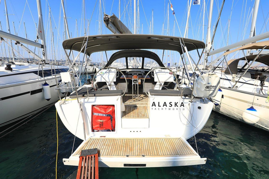 Photo #1 - Hanse 455 (Alaska) in Marina Hramina, Murter - 44875