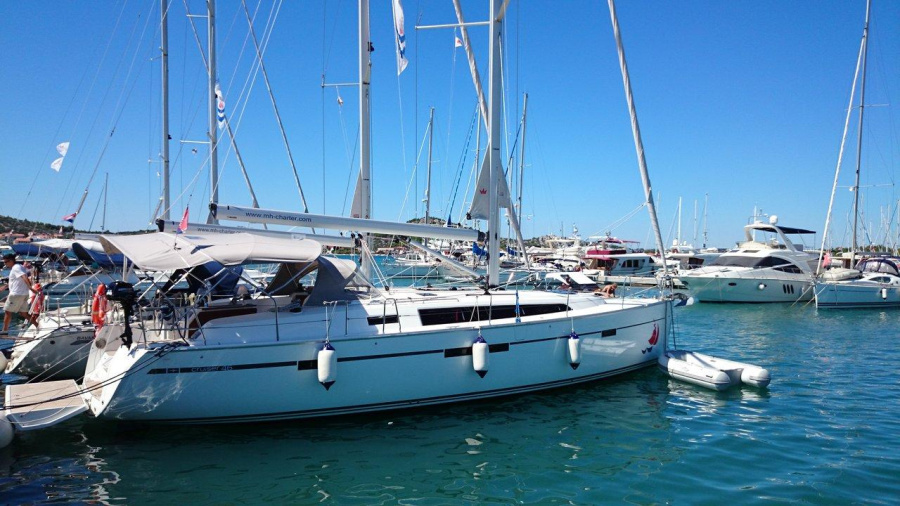 Photo #1 - Bavaria Cruiser 46 - 4 cab. (MH 49) in Marina Hramina - 44953
