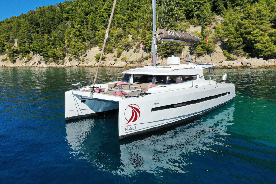 Photo #1 - Bali 4.5 - 4 + 2 cab. (Chimaera) in Yachtclub Seget (Marina Baotić) - 44982