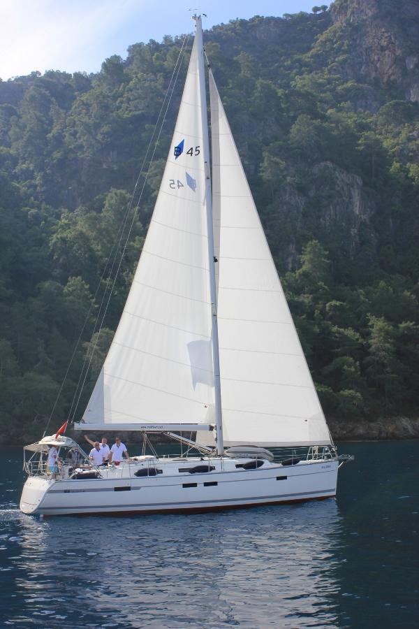 Photo #1 - Bavaria Cruiser 45 - 4 cab. (Sail Bravo) in Ece Saray Marina Resort - 45015