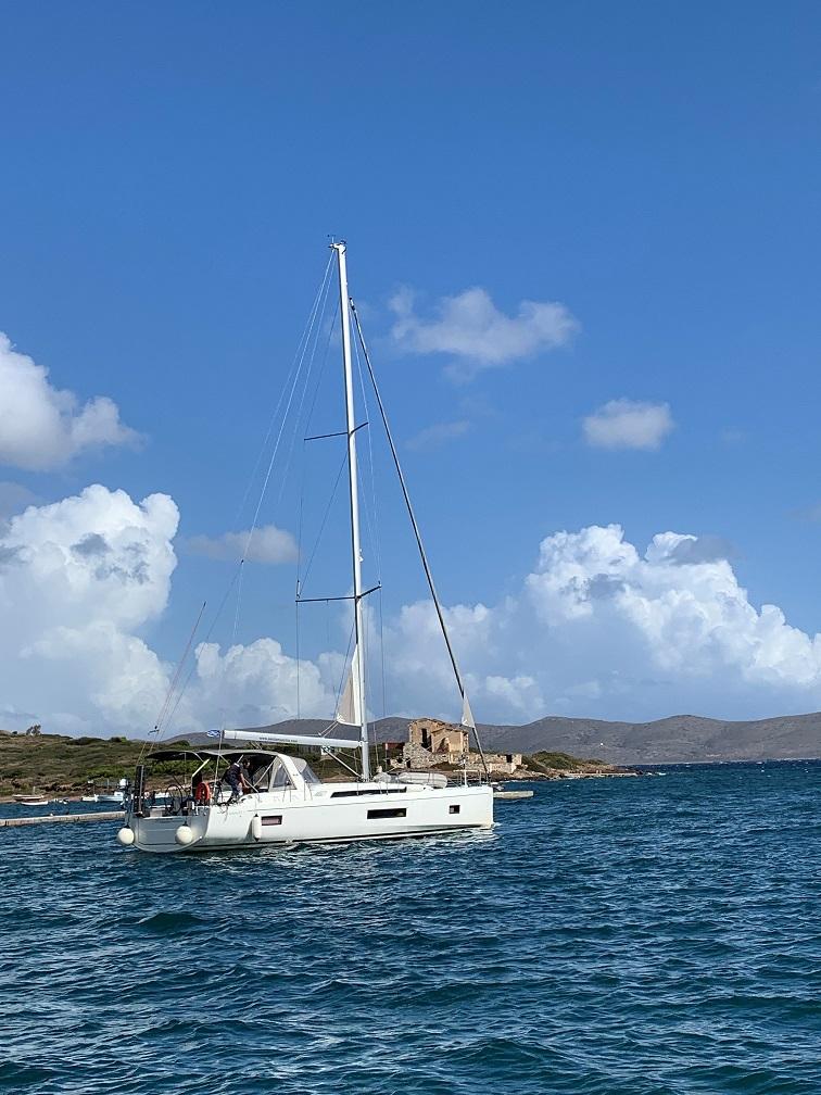 Photo #1 - Oceanis 51.1 (Aeolian Muse) in Marina - 45028