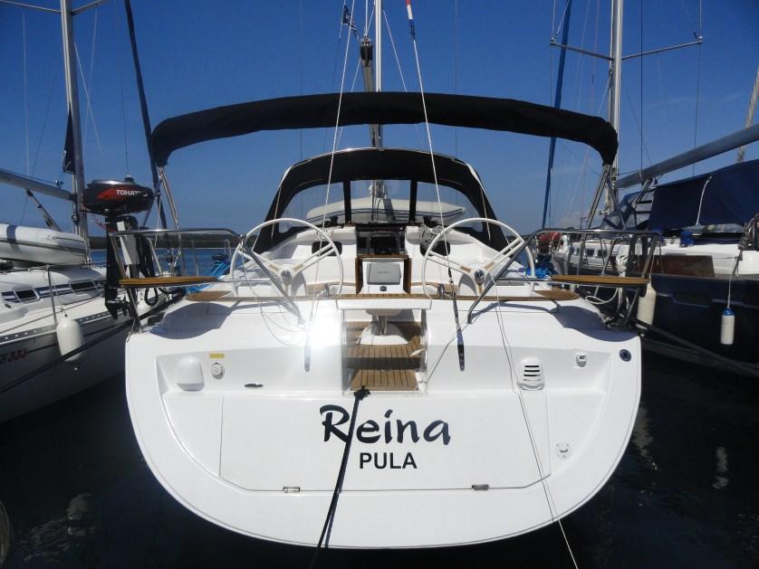 Reina - 2